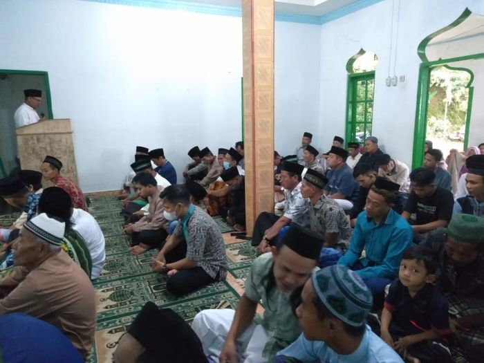 Pelaksanaan Sholat Ied di RT 2 RW 9 02