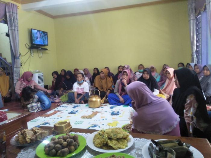Pertemuan Kelompok Wanita Tani Bumi Lestari 01
