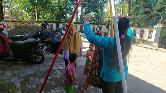 Kegiatan Imunisasi di Dusun Temetes 01