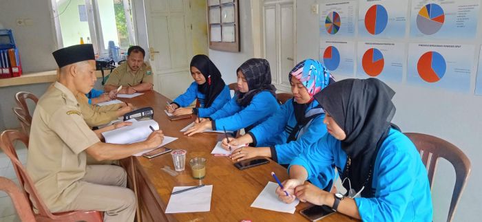 Rapat Pengurus Rumah Data bersama Kader Desa dan Korlap PLKB 02