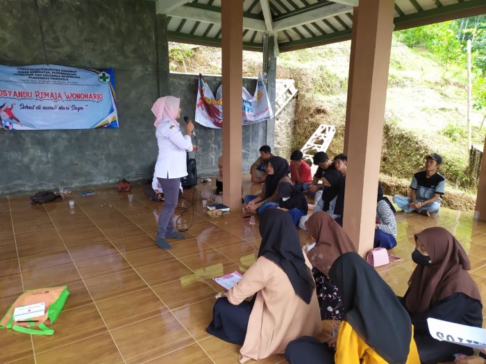 Kegiatan BKR serta Sosialisasai HIV AIDS di Bukit Dewa 01