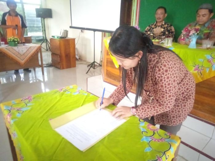 Rapat Penetapan Status Covid - 19 01