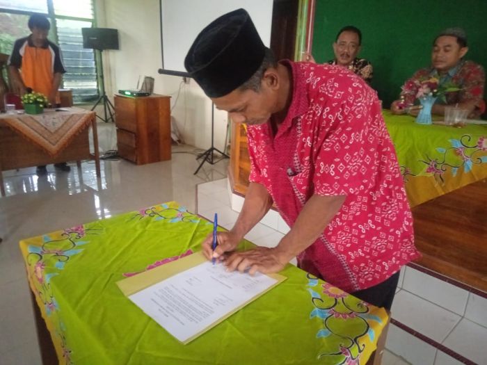 Rapat Penetapan Status Covid - 19