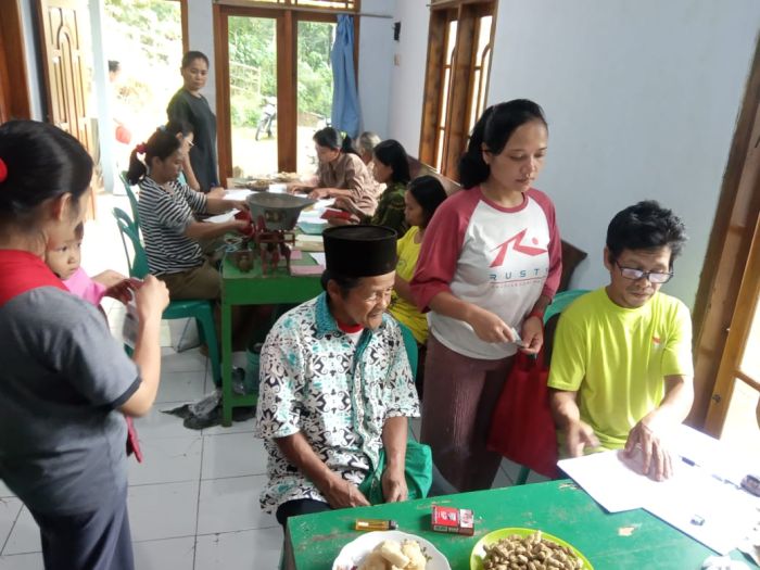 Pemungutan Pajak PBB RT 2 RW 9