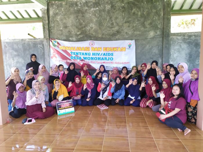 WPA Desa Memberikan Edukasi kepada Wali Murid KB Lestari Khusnul Khotimah 02