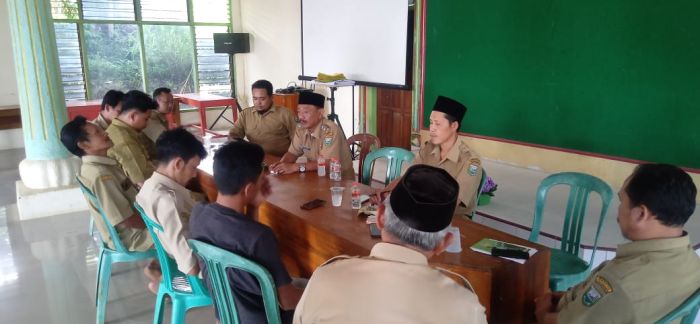 Rapat Internal Evaluasi Kinerja Perangkat Desa 02