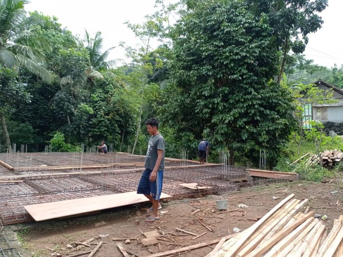 Kerja Bakti Mushola Jabal Nur 02