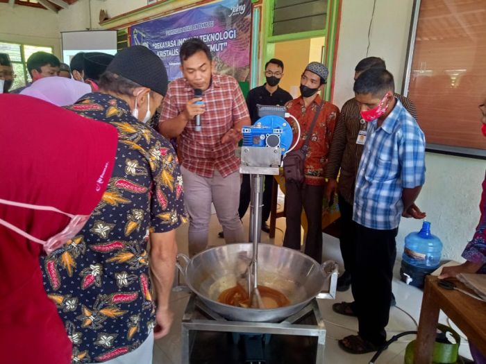 Penyerahan Teknologi Alat Pembuatan Gula Semut