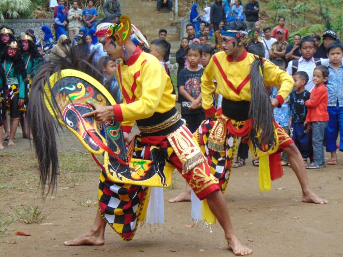 Pentas Seni Meriahkan HUT RI di Wonoharjo