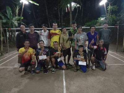 Peringati Tri Suci Waisak, Warga Gelar Turnamen Bulutangkis