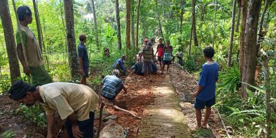 Kerja Bakti RT 02 RW 03